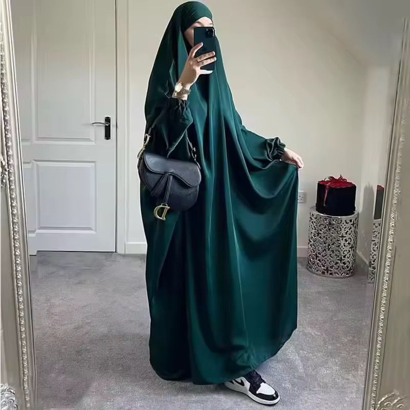 Jilbab Peony