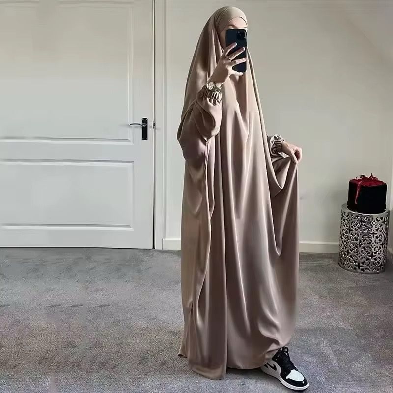 Jilbab Peony