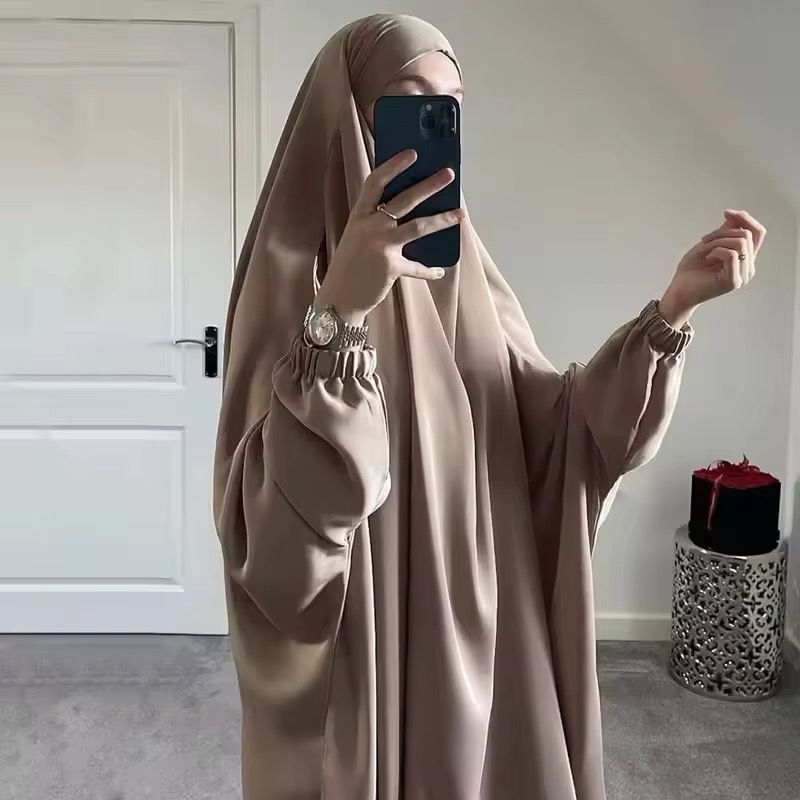 Jilbab Peony