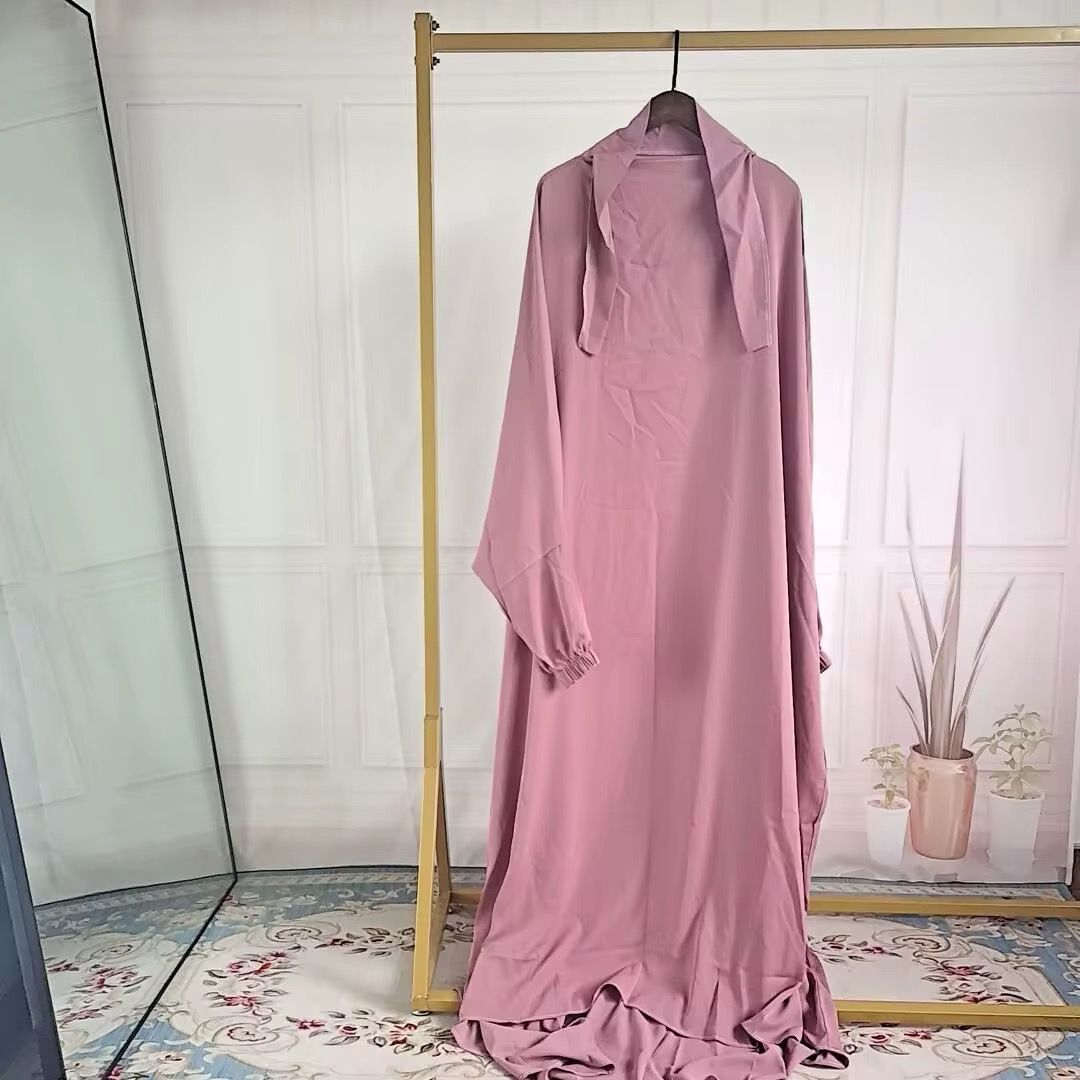 Jilbab Peony