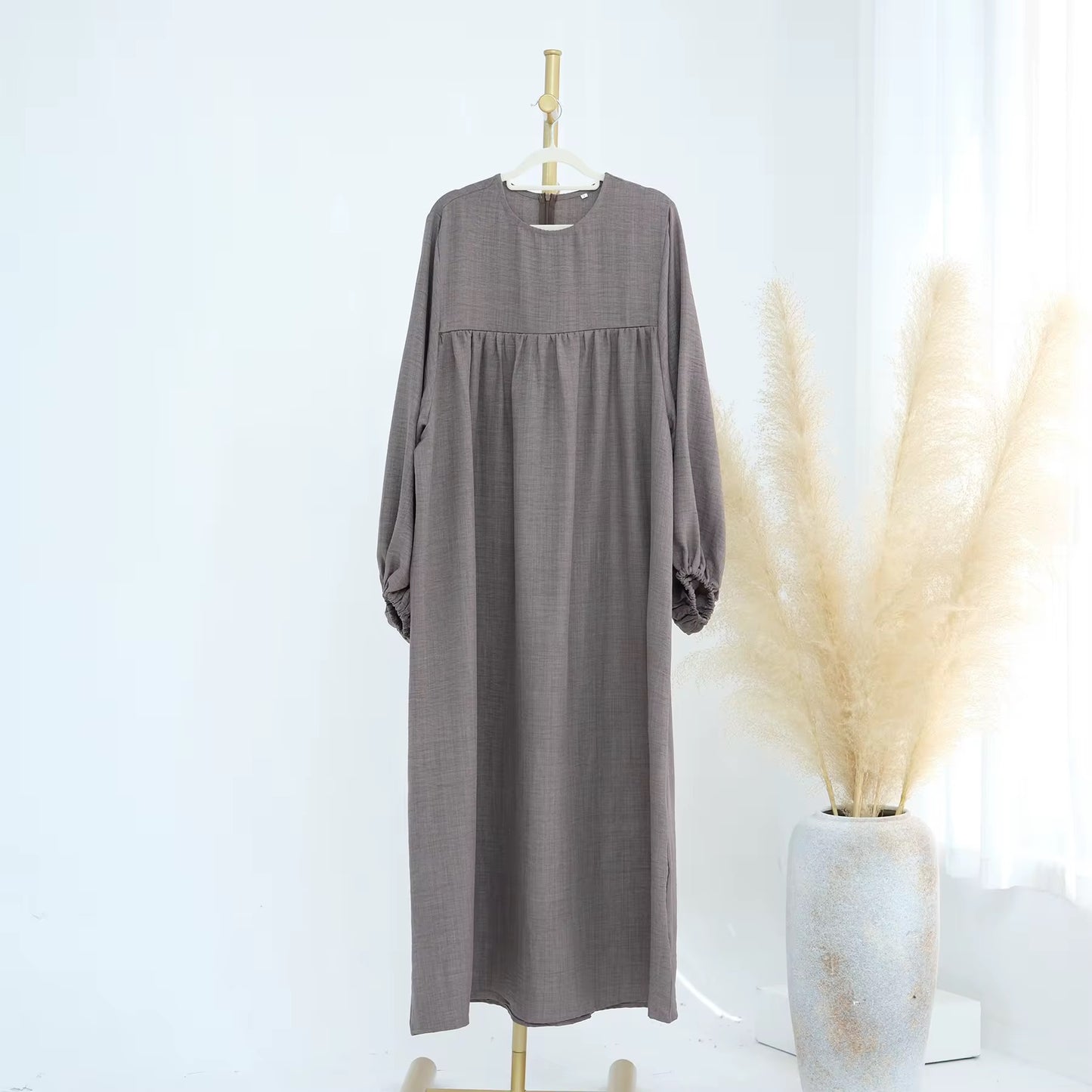 Still- Abaya