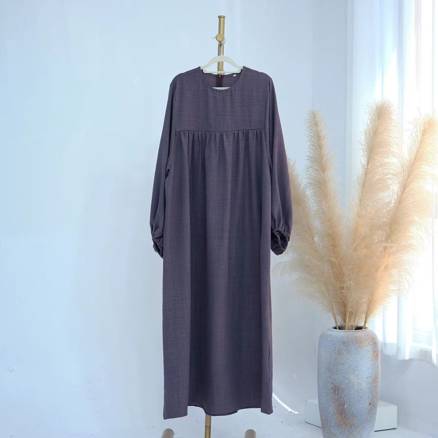 Still- Abaya
