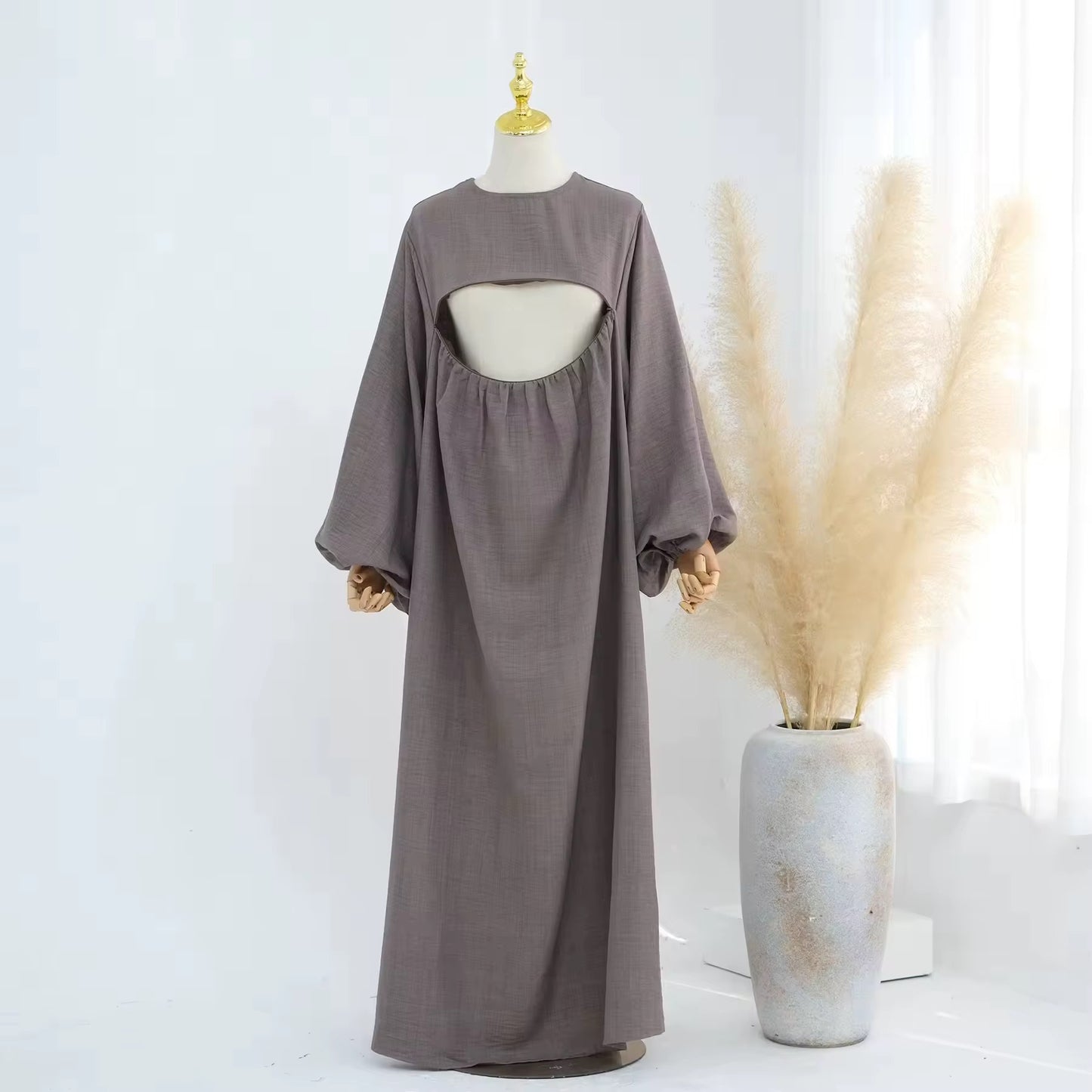 Still- Abaya