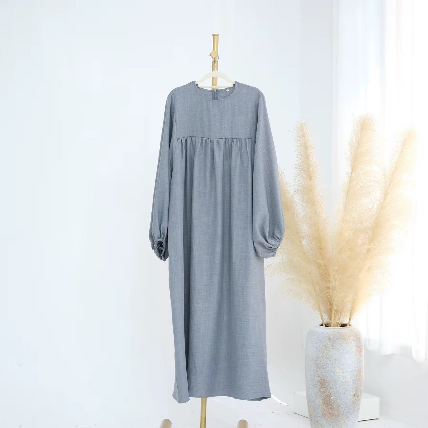 Still- Abaya