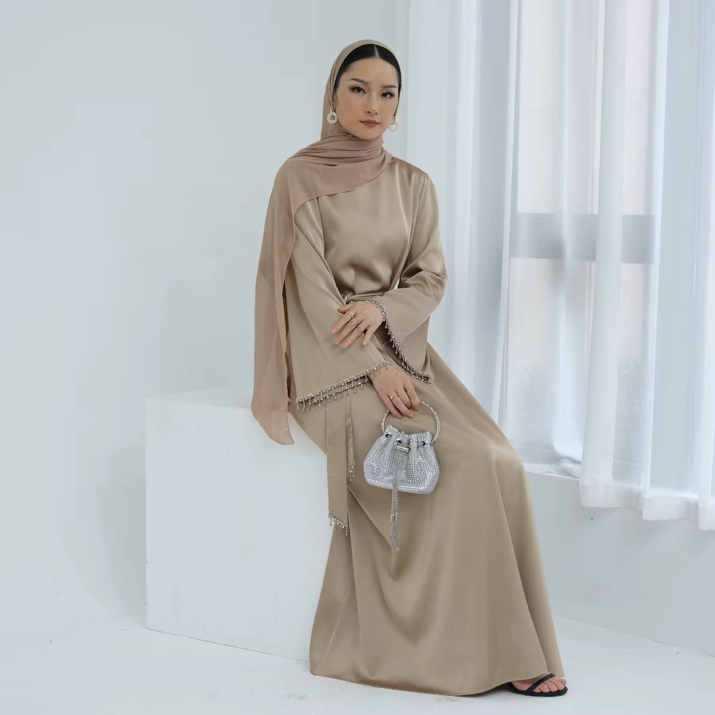 Abaya Lailatul Yasmin
