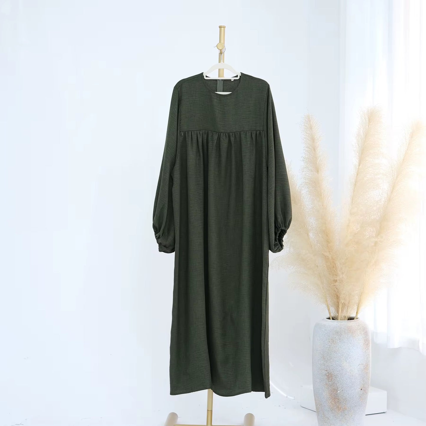 Still- Abaya