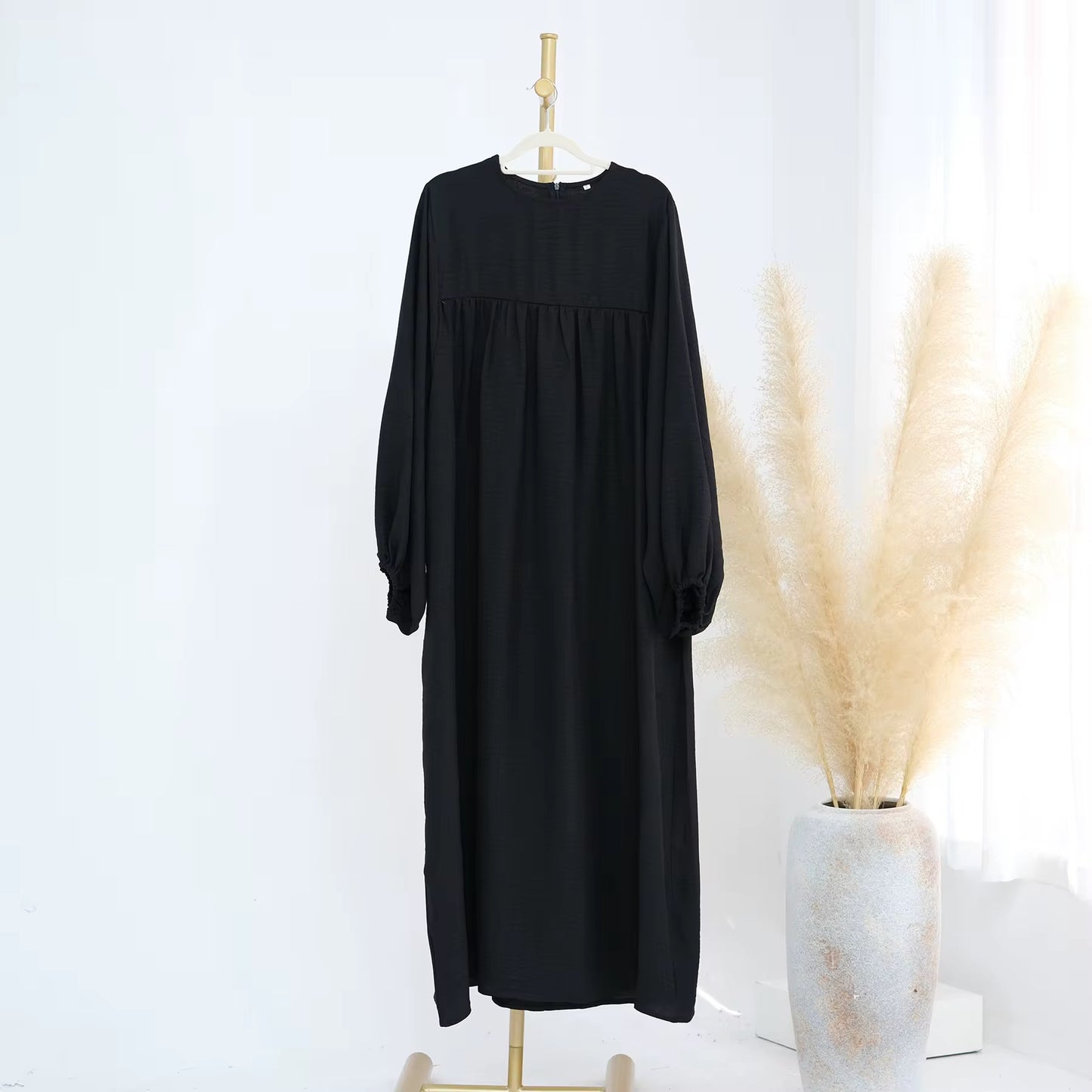 Still- Abaya