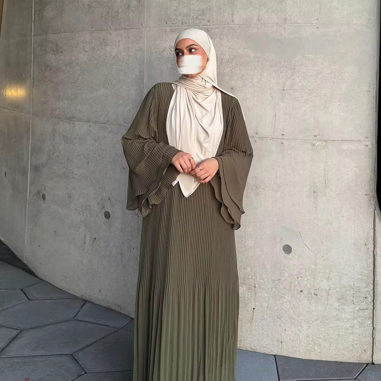 Abaya Maryposa